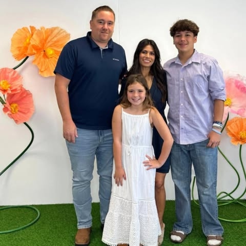 Meet your Posher, Derek